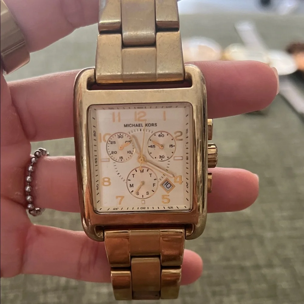 Michael Kors Gold Square Face Watch - Picture 5 of 5